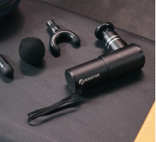 Перкуссионный массажер Booster Mini — компактное решение для эффективного снятия напряжения и боли.
