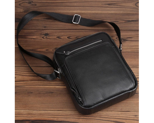Кожаная мужская сумка-барсетка через плечо 22х26х7 / мессенджер для телефона и документов, черный
