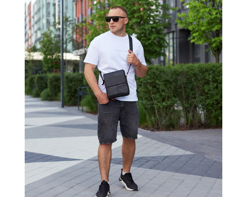 Мужская кожаная сумка планшет 21х24х6, барсетка на одно плечо Tiding Bag M1254A черная