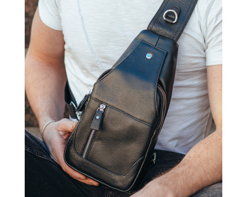 Кожаный черный мужской слинг 18х32х7, сумка рюкзак на одно плече TIDING BAG A25F-617-1A черная