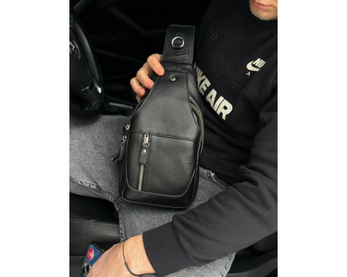 Кожаный черный мужской слинг 18х32х7, сумка рюкзак на одно плече TIDING BAG A25F-617-1A черная