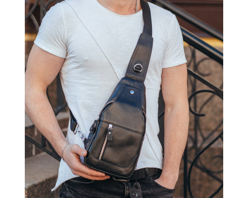 Кожаный черный мужской слинг 18х32х7, сумка рюкзак на одно плече TIDING BAG A25F-617-1A черная
