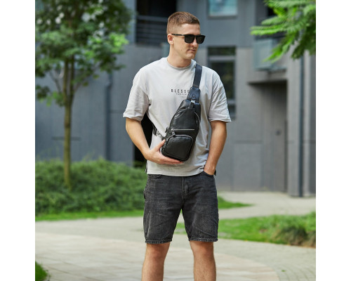 Сумка-слинг мужская на плечо 17х32х7, кожаный нагрудной рюкзак для города TIDING BAG MK16094 черный
