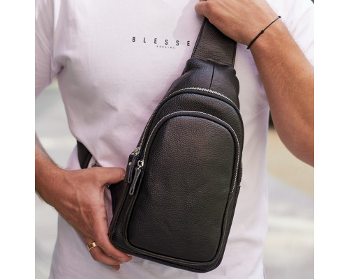 Мужской слинг кожаный 32х18х8, сумка рюкзак на плечо зернистая, бананка для документов23242 черная