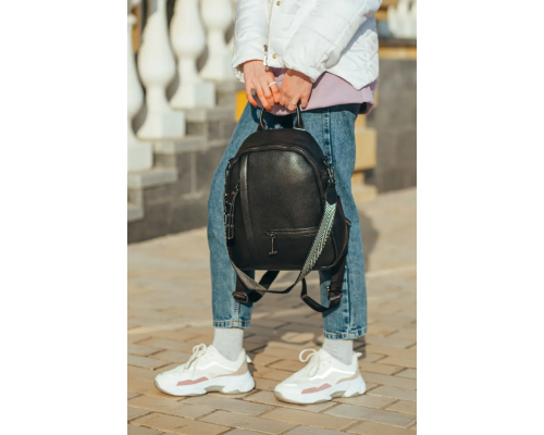 Женский кожаный рюкзак городской 23х32х13, сумка для города, путешествий и отдыха, черная
