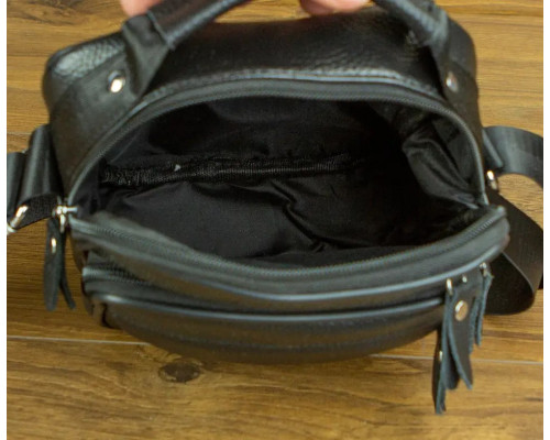 Сумка через плечо из натуральной кожи 22х24х6 / мессенджер для активного мужчины, черный