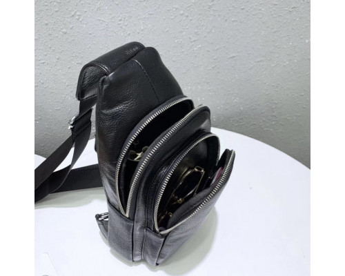 Слинг кожаный мужской на плечо18х32х8, нагрудна сумка рюкзак для студента TIDING BAG TH-73583 черная