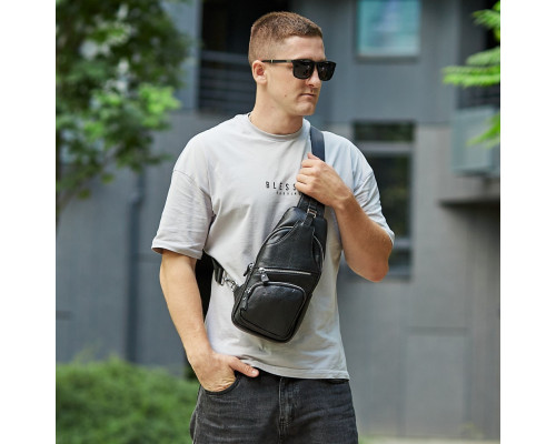 Мужская кожаная сумка-слинг 17х32х7, бананка для роботы и офиса TIDING BAG - MK-96303 черная