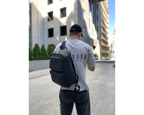 Мужской рюкзак для ноутбука и поездок из натуральной кожи 40х30х16, сумка наплечная Tiding Bag , черная