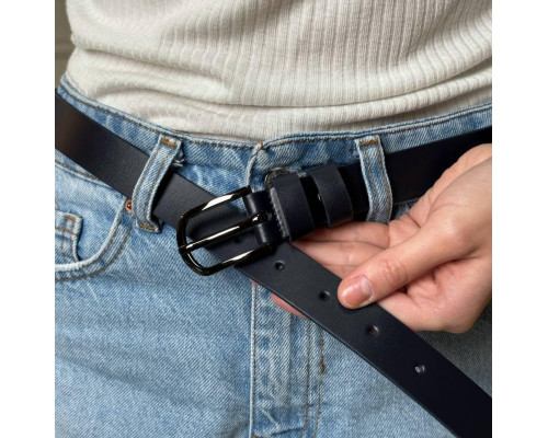 Ремень кожаный черного цвета