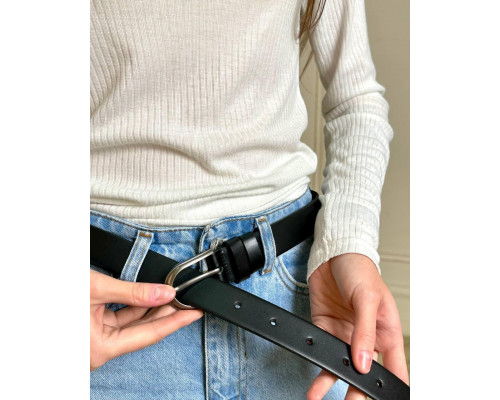 Ремень кожаный черного цвета