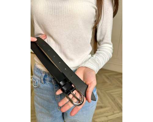 Ремень кожаный черного цвета