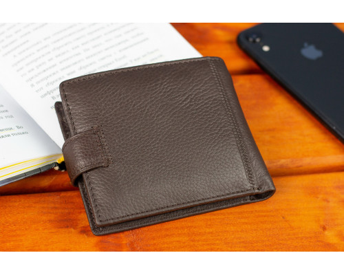 Кожаное мужское портмоне на кнопке ST Leather ST104 Коричневое
