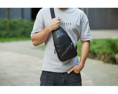 Мужская вместительная бананка 18х32х7, кожаная сумка рюкзак для прогулок Tiding Bag 7579 черная