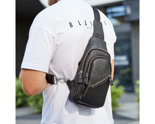 Мужской слинг через плечо 18х32х7, кожаная нагрудная бананка, сумка рюкзак Tiding Bag 33737 черная