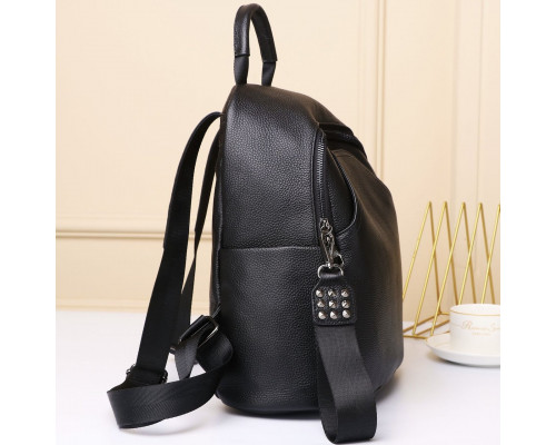 Женский кожаный рюкзак городского типа 23х30х13, сумка на спину под мат, черная