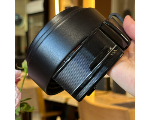 Мужской кожаный ремень с пряжкой автомат 4978