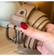 Кожаный женский ремень в бежевом цвете 3588