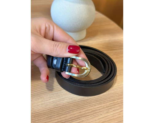 Кожаный женский ремень в черном цвете 6094