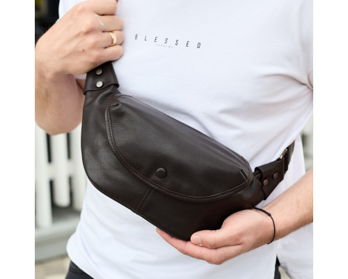 Мужской кожаный нагрудной рюкзак для телефона 14х29х8, сумка бананка для города и отдыха 70101 черная