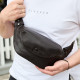 Мужской кожаный нагрудной рюкзак для телефона 14х29х8, сумка бананка для города и отдыха 70101 черная