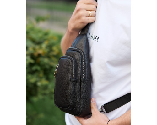 Сумка-слинг мужская через плече 19х31х7, нагрудная сумочка рюкзак из натуральной кожи TIDING BAG 32545 черная