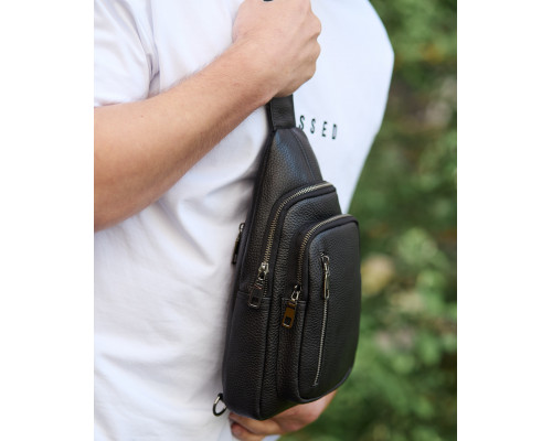 Сумка-слинг мужская через плече 19х31х7, нагрудная сумочка рюкзак из натуральной кожи TIDING BAG 32545 черная