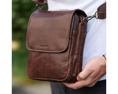 Барсетка с клапаном через плечо  24х20х6, мужская сумка с гладкой кожи Tiding Bag TD-81020 коричневая