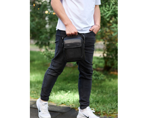 Сумка-барсетка мужская через плечо 22х18х8, мессенджер кожаный гладкий Tiding Bag TD-55467 черный цвет