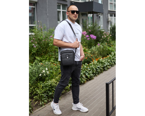 Мужская кожаная универсальная сумка 24х20х8, барсетка из кожи, сумочка для мужчин с регулировкой ручки, черная