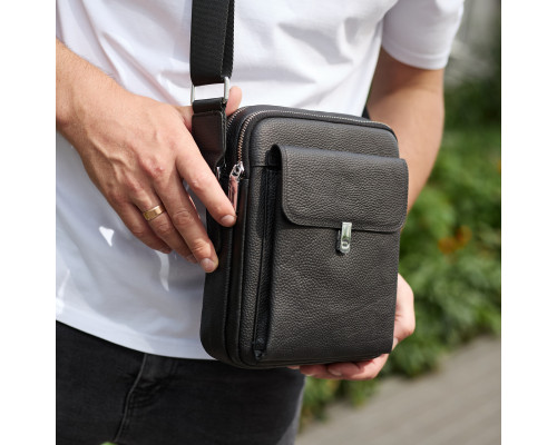 Сумка-барсетка мужская кожаная 24х20х8, компактный мессенджер для ежедневного использования, черная