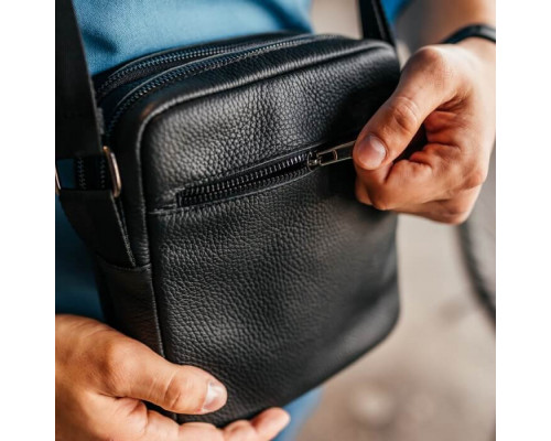 Чоловіча шкіряна чорна сумка через плече Detroit