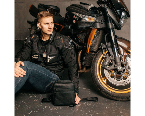 Чоловіча шкіряна чорна сумка через плече Detroit