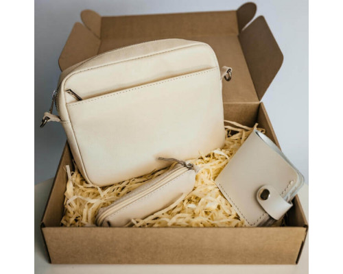 Жіночий набір ЦЕ ВСЕ ТОБІ з сумки Джорджія бежева, гаманця Біфолд та ключниці в білому кольорі