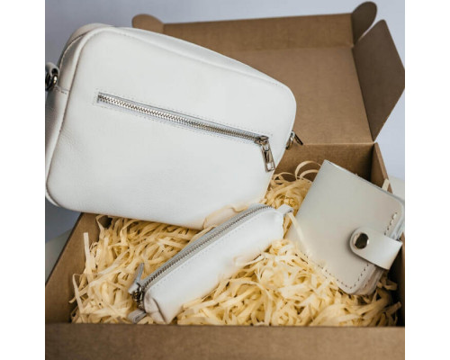 Жіночий набір ЦЕ ВСЕ ТОБІ з сумки Джорджія бежева, гаманця Біфолд та ключниці в білому кольорі