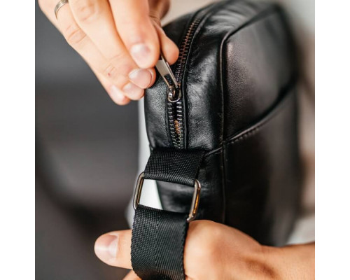 Чоловіча шкіряна сумка через плече London глянець чорна