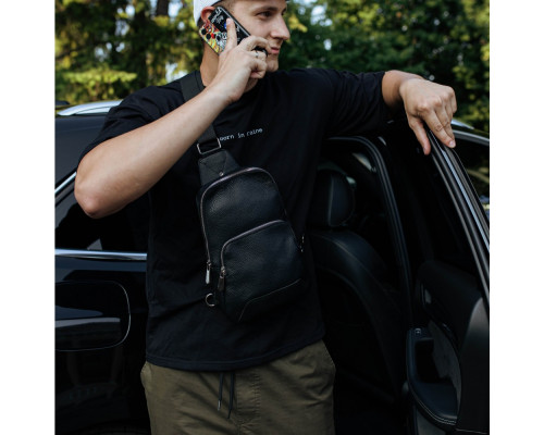 Чоловіча шкіряна сумка слінг Yozone чорна