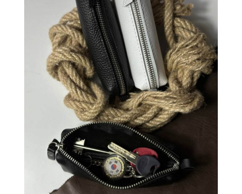 Ключниця чорна гладка унісекс