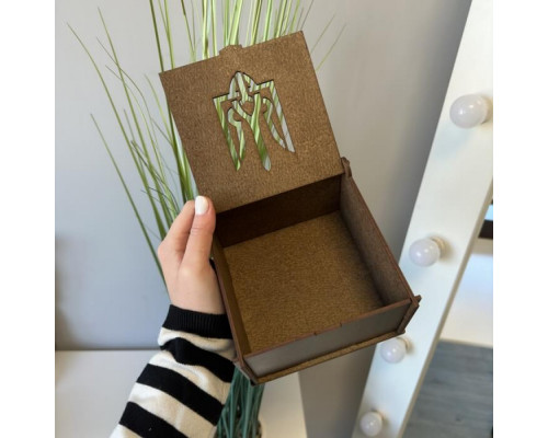 Дерев'яна подарункова коробка мала