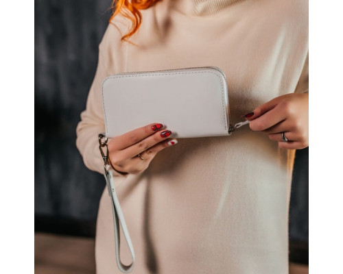 Жіночий клатч білий гладкий