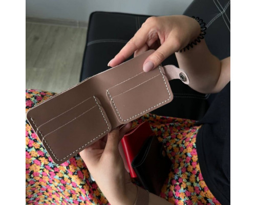 Женский розовый кошелек Бифолд