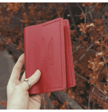 Обложка на паспорт женская красная Трезубец