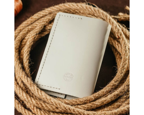 Обложка на паспорт женская белая Home