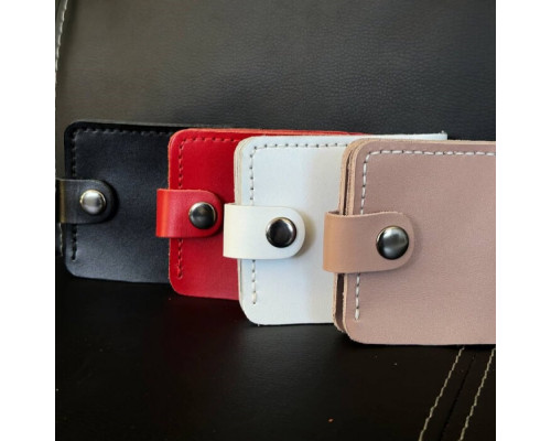 Женский набор из кошелька, обложки на паспорт и ключницы в белом цвете