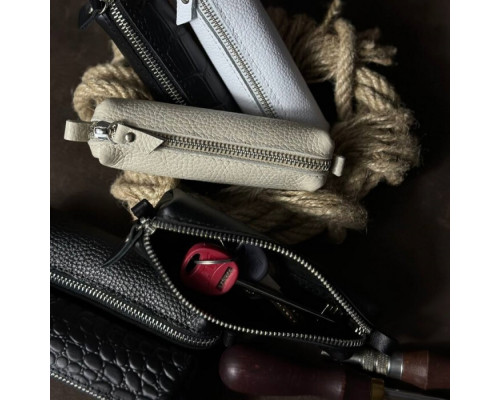 Женский набор из кошелька, обложки на паспорт и ключницы в красном цвете