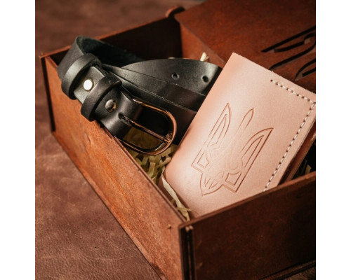 Женский подарочный набор из ремня Dakota и обложка на паспорт