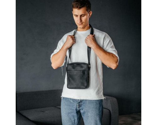 Мужская кожаная сумка через плечо Crazy London черная