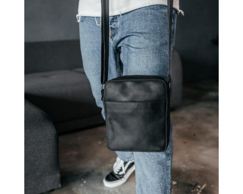 Мужская кожаная сумка через плечо Crazy London черная