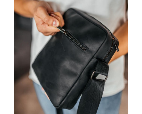 Мужская кожаная сумка через плечо Crazy London черная