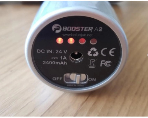 Перкуссионный массажный пистолет Booster A2 — ударный массажер для глубокого массажа и восстановления.